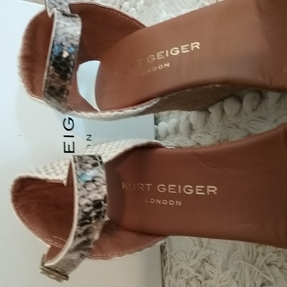 Kurt Geiger NIB Snakeprint Wedges 7.5 - Picture 4 of 10